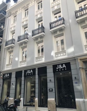 Eπισκευή και αποκατάσταση διατηρητέου κτιρίου - Κολοκοτρώνη- Αθήνα 