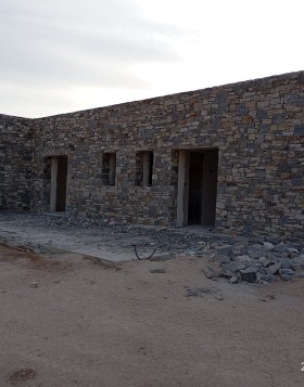 Εξωτερική Θερμομόνωση με υλικά STO και επένδυση χτιστής πέτρας - Πούντα Πάρος